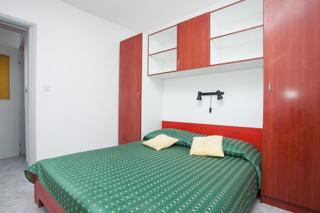 Apartments Prenc Pisuko Ровин Стая снимка